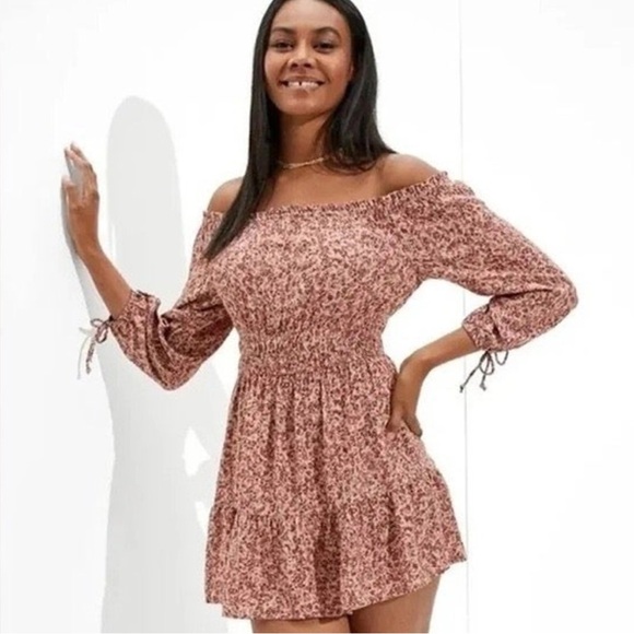 American Eagle Outfitters Dresses & Skirts - American Eagle Print Off the Shoulder Dress, Small, NWT